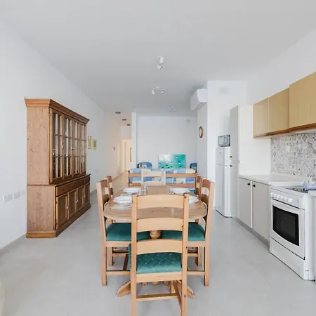 Seaside 2bed Ghadira! By Homely Appartement Mellieħa