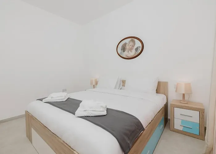 Seaside 2bed Ghadira! By Homely