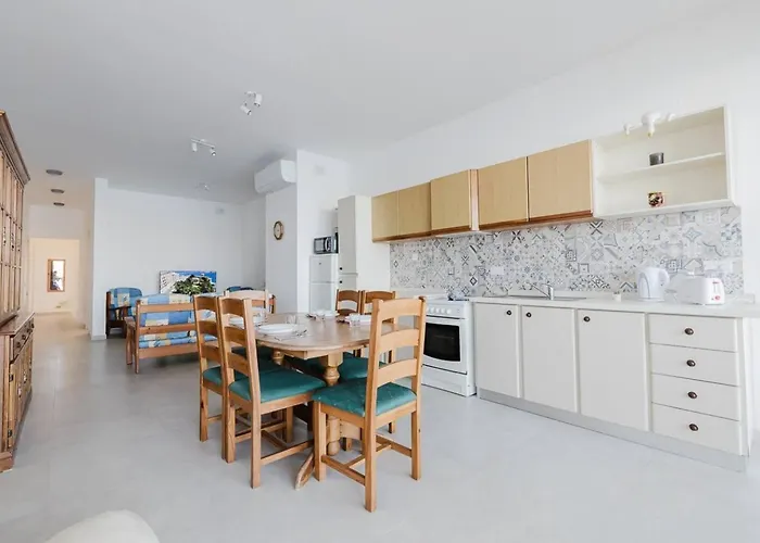 Seaside 2bed Ghadira! By Homely Appartement Mellieħa