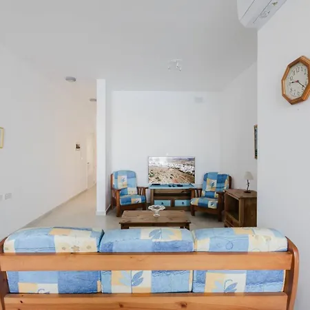 Lägenhet Seaside 2bed Ghadira! By Homely *