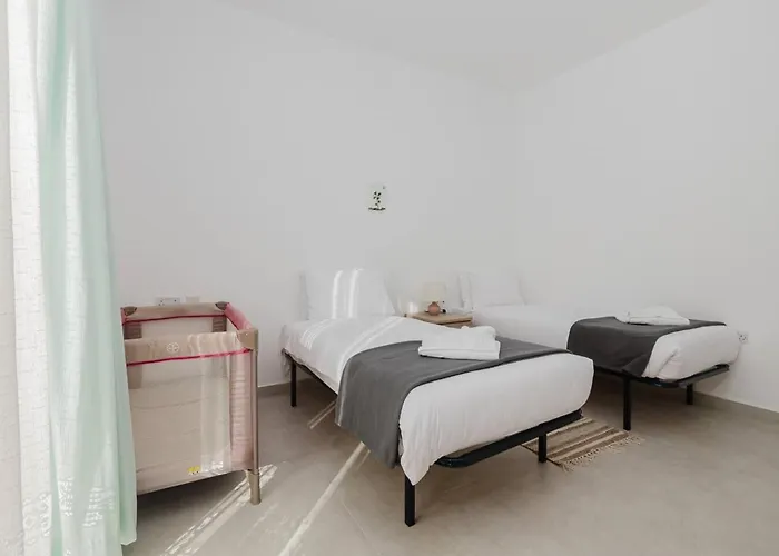 Seaside 2bed Ghadira! By Homely 아파트